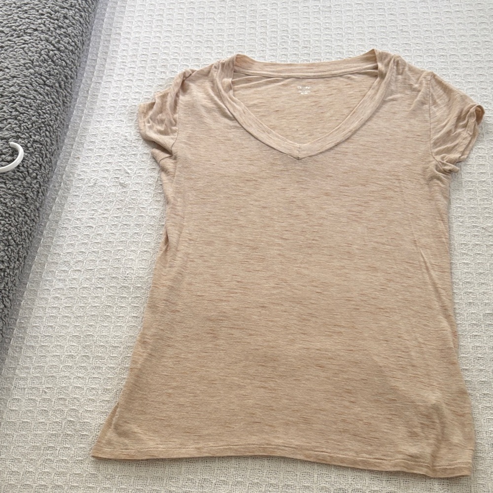 Mossimo Supply Co. Tan V-Neck Short Sleeve Tee